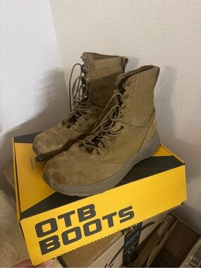 Boots Men's Tactical Lace-Up Desert Tan Combat Boots